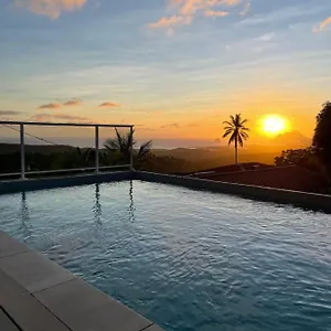 Les Pameyaque 2 F2 Et 1 F3 De 140m2 Avec Piscines Et Vue Imprenable Sur La Hébergement de vacances Riviere-Salee
